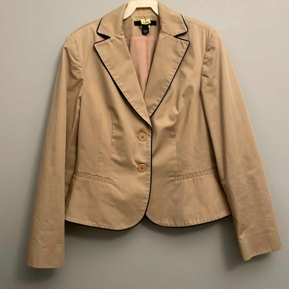 Louben vintage blazer. Like new.